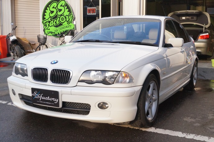 BMW328i修理入庫です。