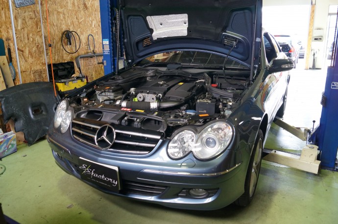 ベンツ　CLK200 ボルテージレギュレター交換